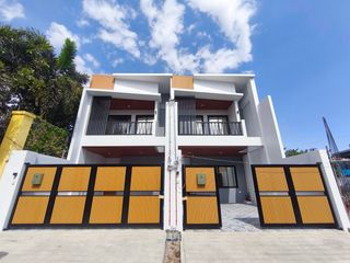 Modern Two storey Townhouse for Sale in Better living near France 2 Carport - JB
