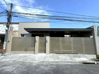 STUNNING DESIGN BUNGALOW HOUSE FOR SALE IN BF RESORT VILLAGE LAS PIÑAS