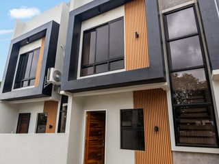 Santo Niño San Mateo Rizal For Sale 2 Storey Townhouse 3 Bedrooms RG