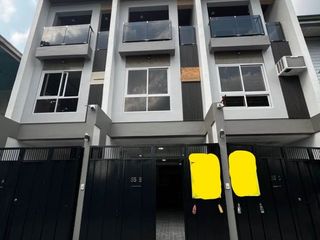 For Sale! Brgy. Roxas Quezon City Brandnew Townhouse -AJCQ