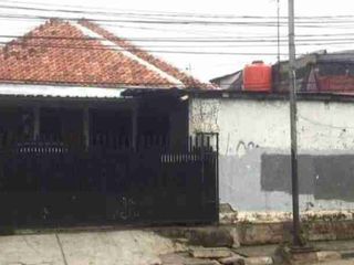Rumah Disewakan 457m2 Di Menteng Cocok untuk minimarket, resto, cafe