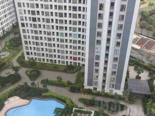Dijual Apart M Town 2 br... murah Banget.Full furnished . harga nego