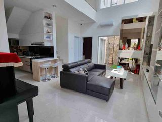 Dijual Cepat Rumah Riviera di Metland