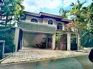 4 Bedroom House At Maria Luisa Subdivision Banilad Cebu City For Sale