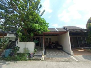 Over Kredit Rumah
Lokasi 
PERUM GRAHA SELARAS
Kec. Cibinong, Bogor