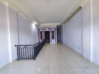 DIJUAL RUKO 4 LANTAI STRATEGIS DI DEPAN PASAR KUTA II – LOKASI PRIME KAWASAN BISNIS