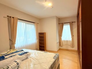 Jual Apartemen Cosmo Residence 3 kamar furnished siap huni.
