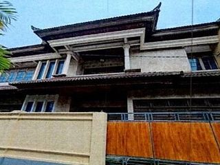 DIJUAL TANAH & BANGUNAN 300 M² DI PEMECUTAN, DENPASAR BARAT – KOTA DENPASAR