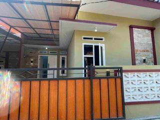 Rumah ready 3 kamar tidur..free pagar dan canopi..