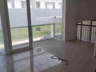 Disewakan rumah citra8 belum pernah dihuni