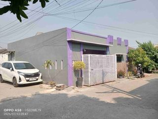 jual rumah hook bisa buat usaha luas 90 m2 surat SHM tengah kota