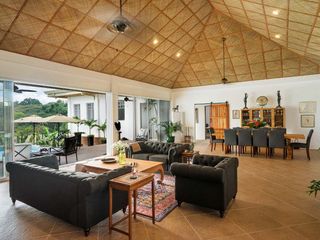 Stunning Luxury Villa with Private Pool in Panglao Island