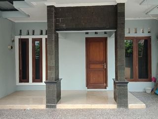 Rumah Dijual Graha Raya Di Cluster Bougenvil loka