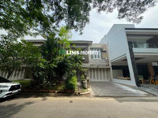 Villa Citraland Gama city , cluster Grenadines Blok utama Row Jalan Lebar , view depan danau