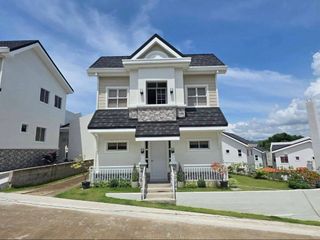 Single Detached for sale House in Minglanilla , Cebu