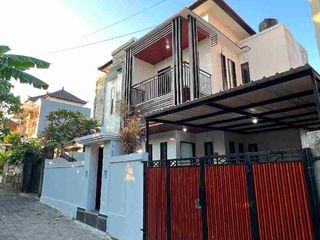 RUMAH LANTAI II FULK RENOV ONE GATE SISTEM JALAN BUKIT TINGGI BRINGKIT GADON MENGWITANI BADUNG