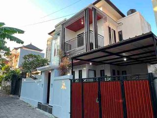 Rumah 4 Kamar Tidur Area Beringkit Kapal Mengwi Badung Bali