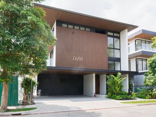 BRAND NEW LUXURY HOUSE AND LOT FOR SALE IN ALABANG WEST FACING NORTHEAST FULLY FURNISHED WITH EUROPEAN BRANDS PHP 118,000,000 GROSS NEAR LA SALLE