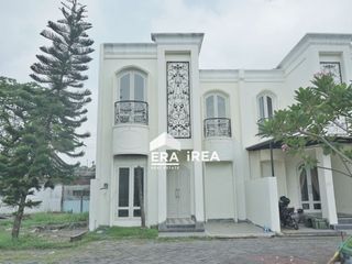 Dijual Rumah 2 Lantai di Solo Selatan Dekat Pasar Telukan