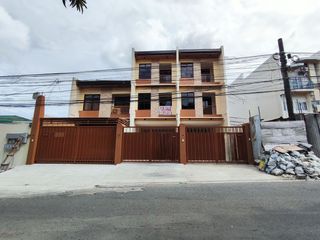 4 Units Townhouse w/4 Bedrooms in Brgy Culiat Quezon City 19M only - JB