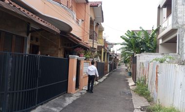 Dijual Rumah di Lemabh Nyiur Pondok Kelapa
