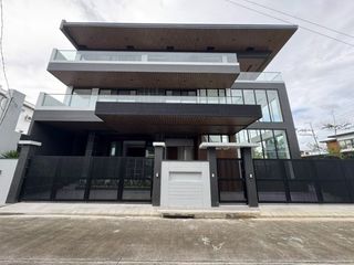 3 Storey House and Lot For Sale Located at Greenwoods Village Pasig City with Viewdeck-JV2