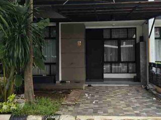 RUMAH ASRI PERUMAHAN TREVISTA PARK PONDOK PETIR DEPOK