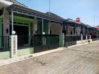 Dikontrakkan atau Disewakan Rumah dkt RM. Ragil Resto