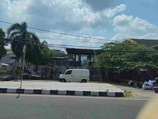 DISEWAKAN TANAH DAN BANGUNAN