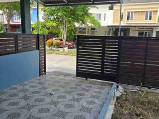 Disewakan rumah semi furnish balikpapqn regency cluster costarica