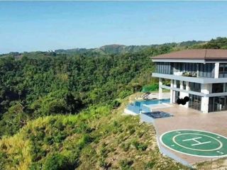 Luxury House For Sale in Splendido Subd-MC