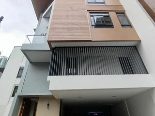 Addition Hills Mandaluyong Brandnew Townhouse with Elevator and 4 Car Garage SD