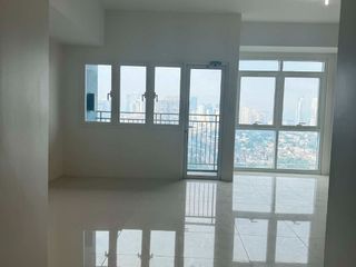 Park Avenue BGC | 3BR Corner Unit | 103 sqm | Makati Skyline View | ₱30M