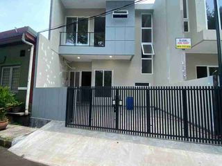 hunian nyaman dijual cepat lokasi villa Melati Mas EN643