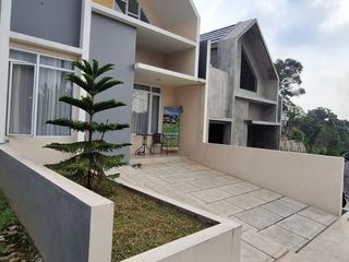 Rumah Skandinavian Modern Dekat Jalan Utama, Bisa KPR