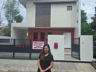 NEAR ALABANG & ALONG DAANG HARI SINGLE ATTACHED HOUSE IN KATARUNGAN VILLAGE