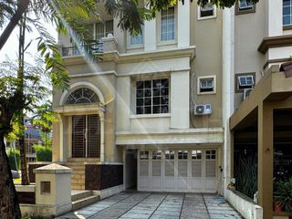 DIJUAL RUMAH Akasia Golf Mediterania PIK1