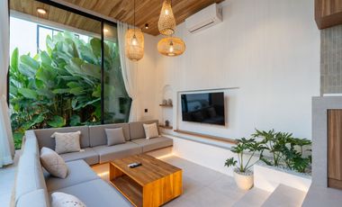 Luxury Tropical Villa for Sale in Bumbak, Kerobokan – North Kuta, Bali