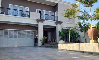 MEWAH! RUMAH BESAR 2 LANTAI DI PALAGAN, DIKELILINGI CAFE-CAFE HITS - Is