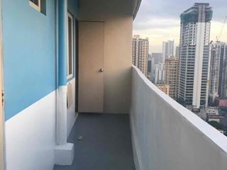 Two bedroom unit with view of Manila Bay