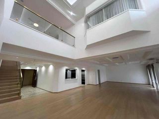 For Sale Spacious 4 Bedroom home in Salcedo