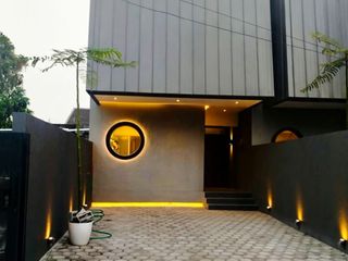 Dijual Rumah Ciledug 2 Lantai siap Huni Strategis Dekat Ke CBD Ciledug