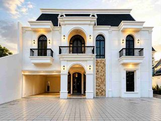 Jual rumah private pool siap huni dekat TB simatupang Jakarta Selatan
