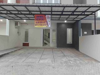 Rumah tengah kota dan siap pakai semi furnished