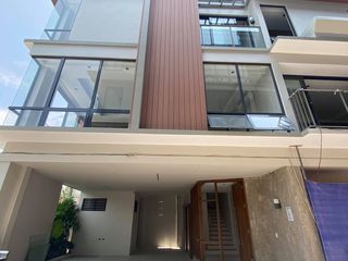 FOR SALE! 49M Townhouse 4-Storey w/ 4 Bedrooms in Paco Manila-AP