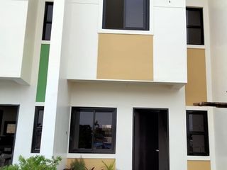 For Sale! Calumpit Malolos Bulacan Fully Finished Townhouse 2.281M -AJCN
