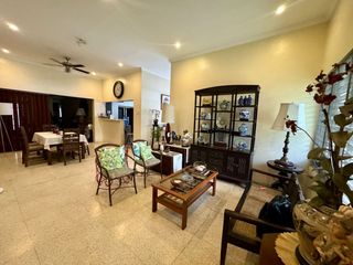 FOR SALE: 5BR + 5 baths — ideal for families or investors