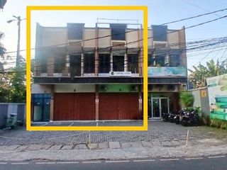 Disewakan Ruko Gandeng,  3 Lantai di Pondok Bambu, Jakarta Timur