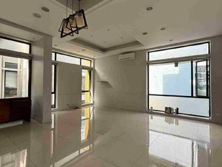 Semi Furnished 4 Bedroom Townhouse in New Manila Quezon City Area for Lease
