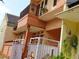 Rumah 2 Lantai SHM di Kayu Gede Serpong Utara – Harga Rp700 Juta Nego